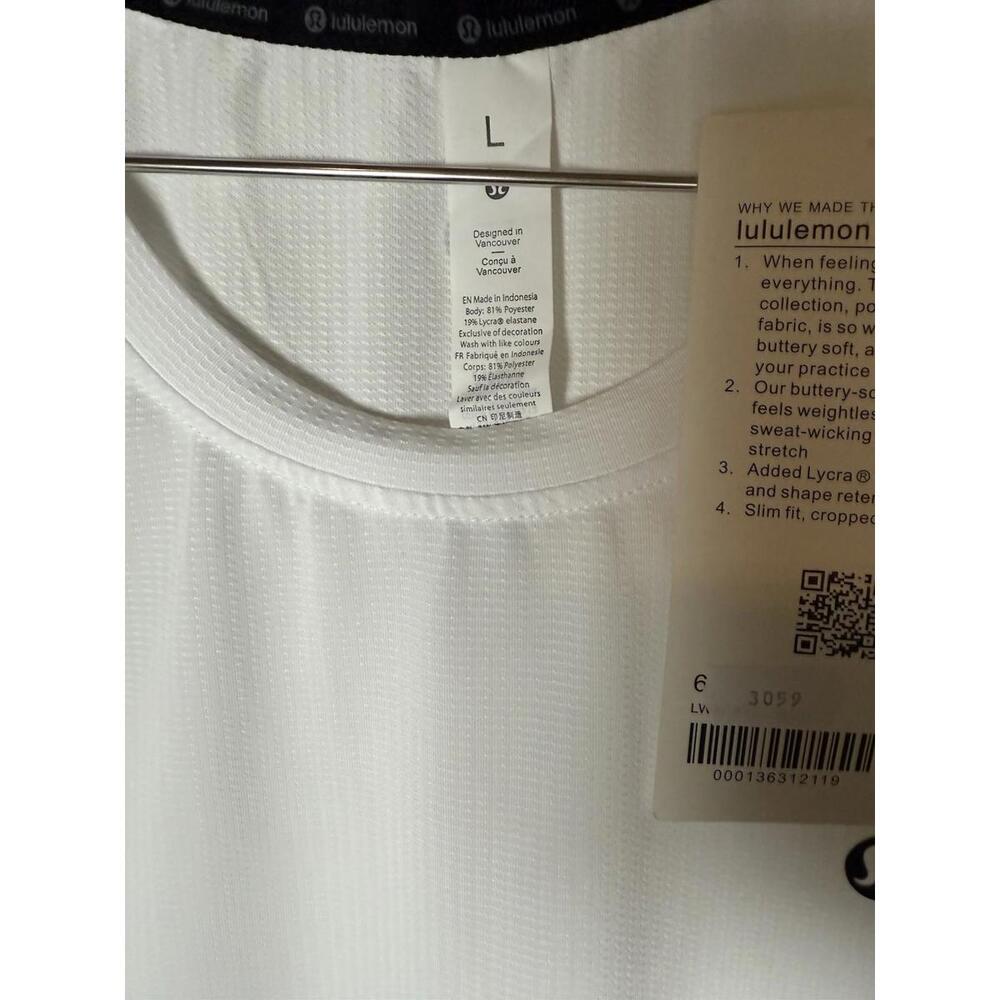 Lululemon Alone Tee Women’s White Short Sleeve Large NWT - Picture 3 of 9